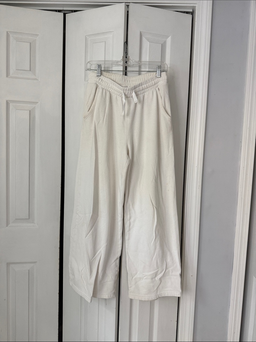 Wide-Leg Sweatpants